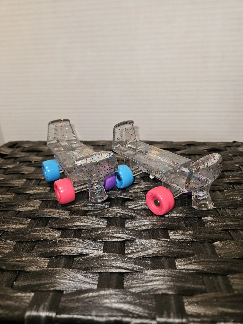 Build-A-Bear Clear Glitter Roller Skate Toy with Pink, Blue & Purple Wheels